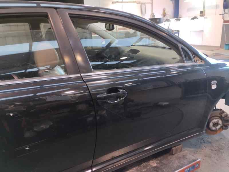 PUERTA DELANTERA DERECHA TOYOTA AVENSIS 2.0 D MT 116CV | 85KW