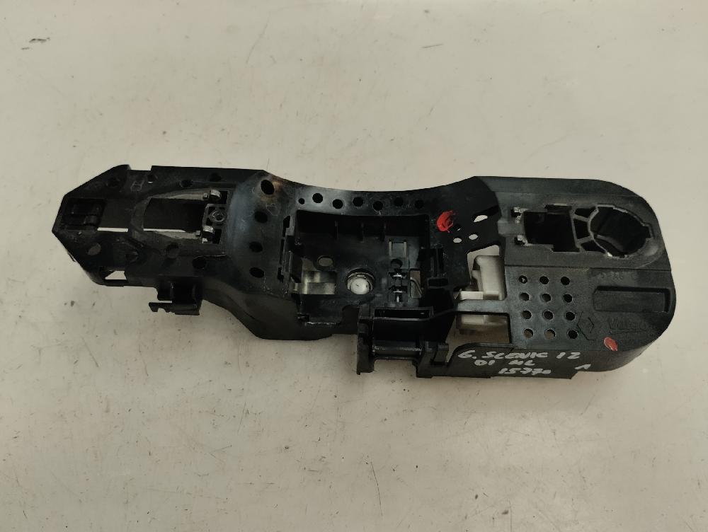 SOPORTE MANETA EXTERIOR DELANTERA IZQUIERDA RENAULT SCENIC 1.5 DCI MT 110CV