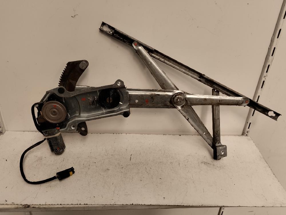 ELEVALUNAS DELANTERO IZQUIERDO JEEP CHEROKEE 1997 4.0 AT 4WD 178CV | 131KW