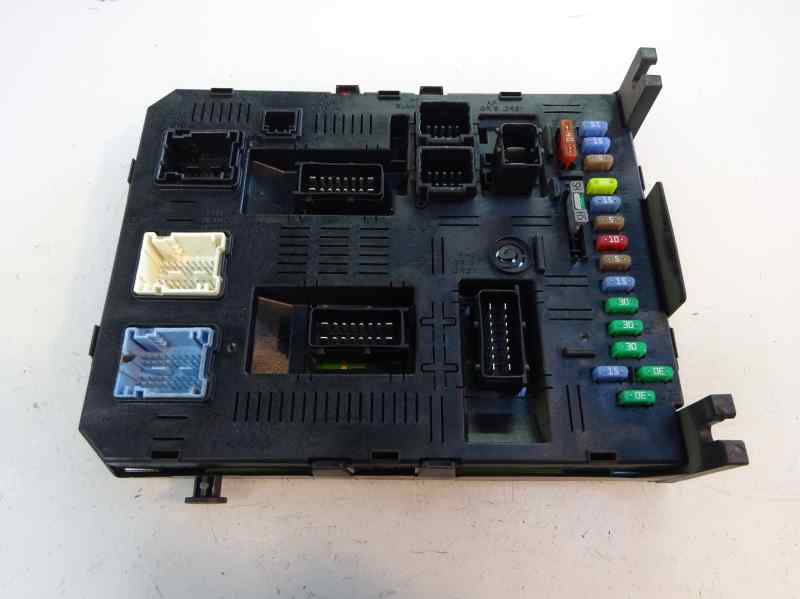 CAJA RELES FUSIBLES PEUGEOT 307 1.6 HDI MT 109CV