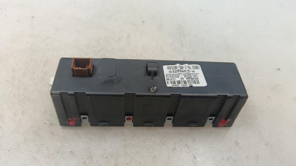 PANTALLA MULTIFUNCION TOYOTA PROACE 1.6 MT 115CV | 85KW