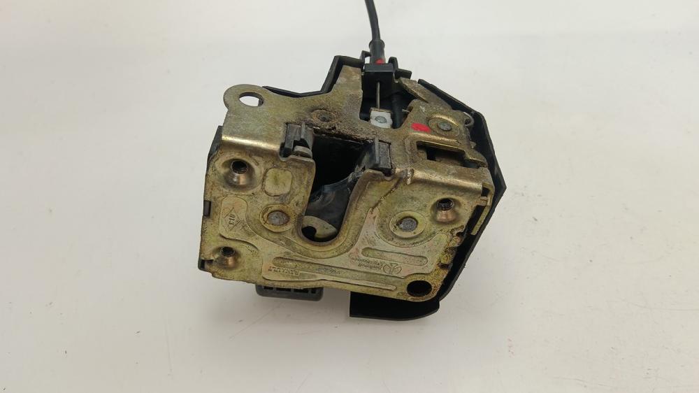 CERRADURA PUERTA DELANTERA DERECHA RENAULT MEGANE 1.9 DCI MT 102CV