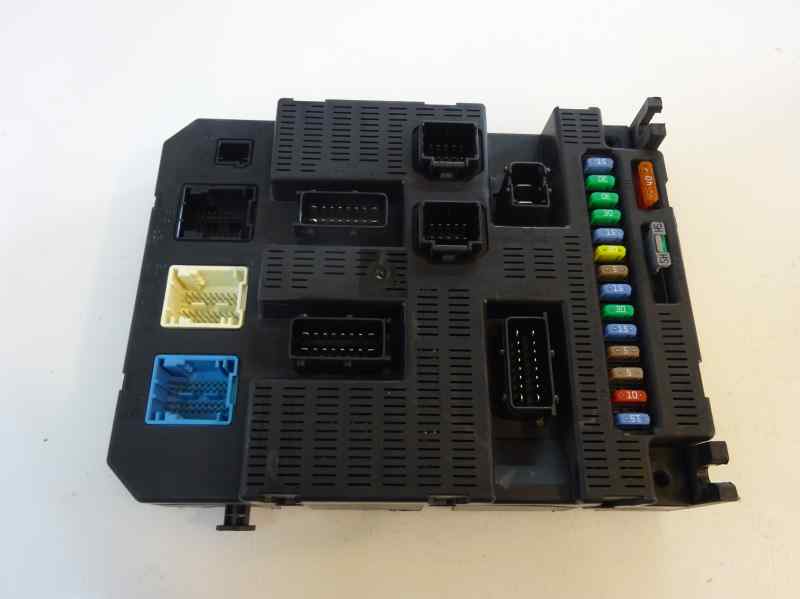 CAJA RELES FUSIBLES CITROEN C4 2007 1.6 HDI MT 90CV