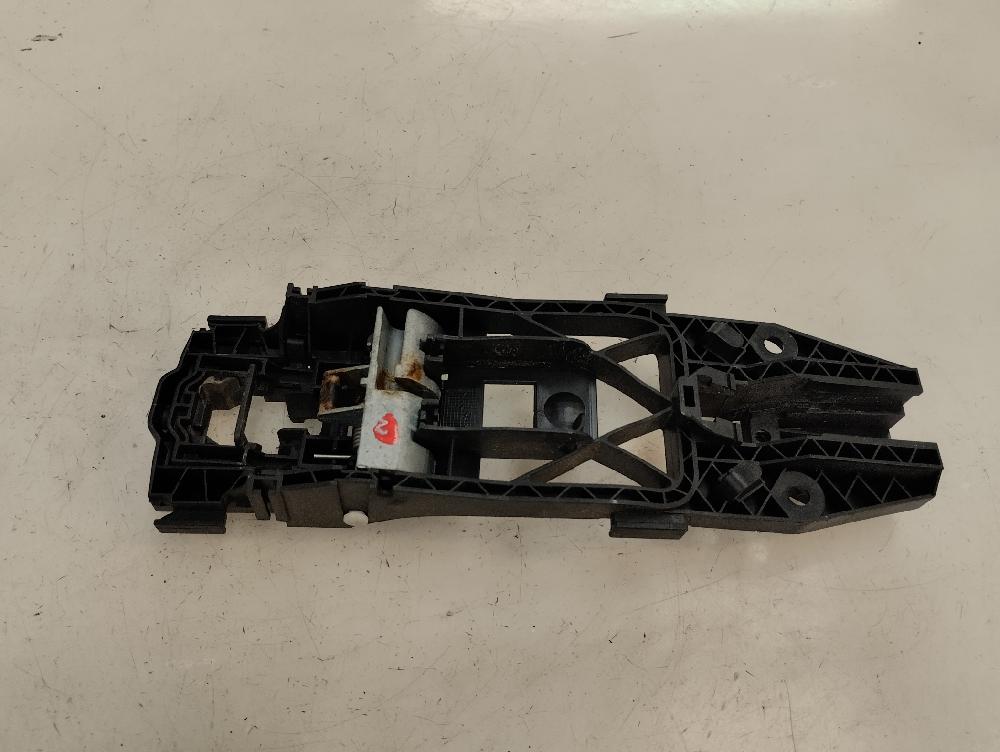 SOPORTE MANETA EXTERIOR PUERTA TRASERA DERECHA SEAT IBIZA 1.2 MT 64CV | 47KW
