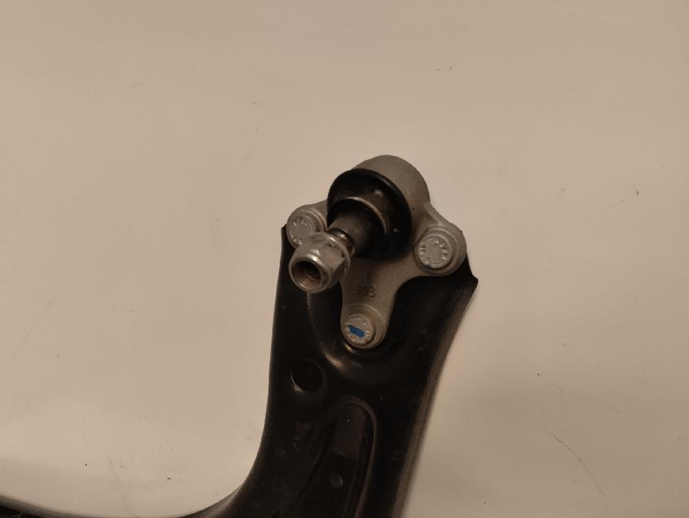 BRAZO SUSPENSION INFERIOR DELANTERO IZQUIERDO SEAT LEON 1.5 130CV MT