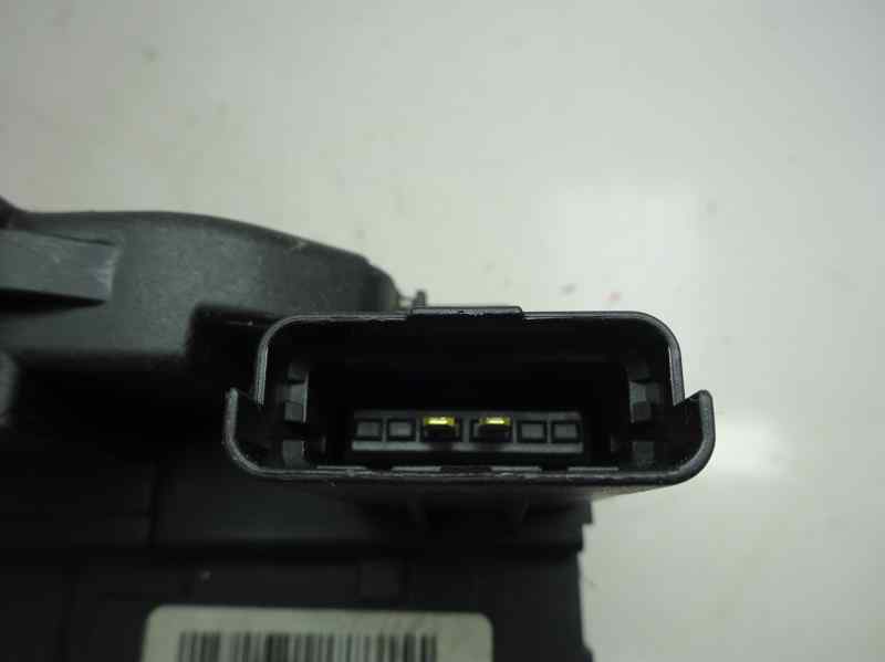 CERRADURA PUERTA TRASERA DERECHA HYUNDAI I20 1.2 MT 78CV