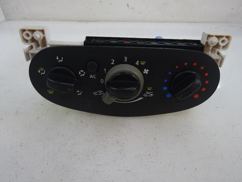 MANDO CALEFACCION AIRE ACONDICIONADO DACIA SANDERO 1.5 DCI MT 88CV