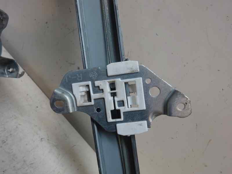 ELEVALUNAS DELANTERO DERECHO NISSAN JUKE 1.5 DCI MT 110CV