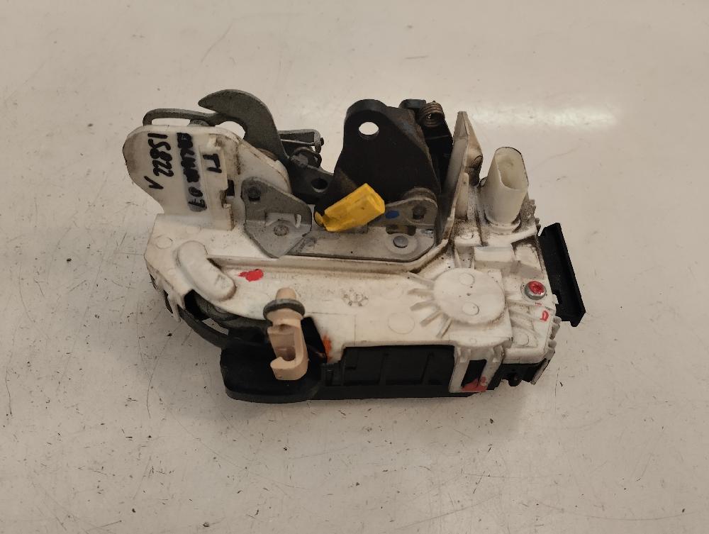 CERRADURA PUERTA TRASERA IZQUIERDA DODGE CALIBER 2.0 CRD MT 140CV