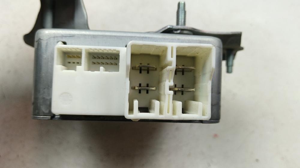 CENTRALITA DIRECCION ASISTIDA ELECTRICA TOYOTA YARIS 2006 1.4 D-4D MMT 89CV