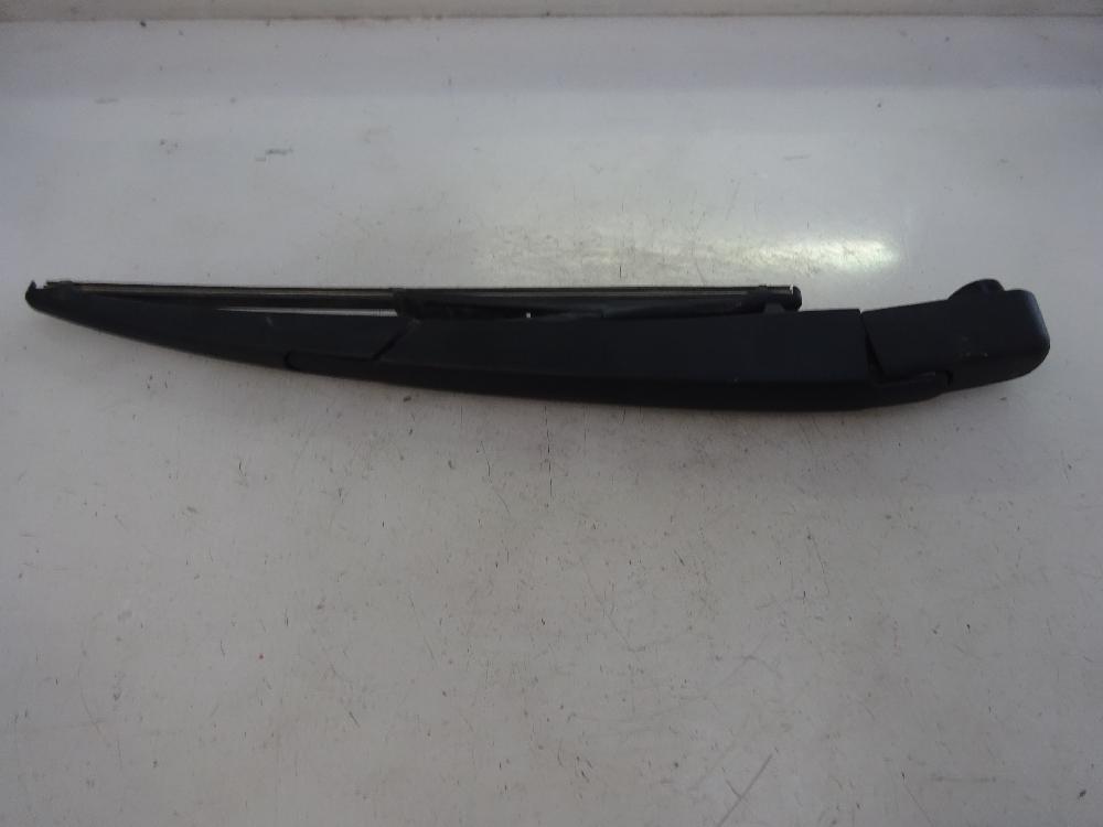BRAZO LIMPIA TRASERO DACIA SANDERO 0.9 TCE MT 97CV