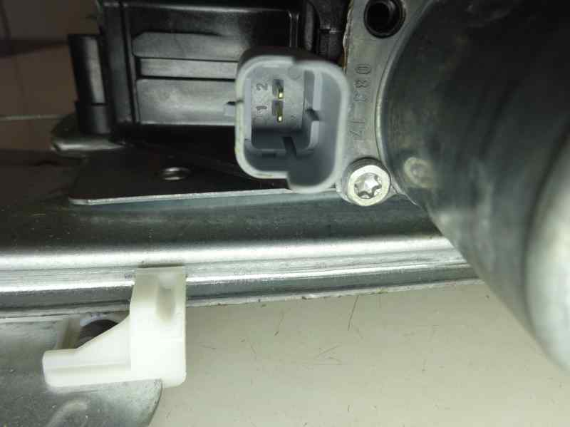 ELEVALUNAS DELANTERO DERECHO PEUGEOT 2008 1.2 VTI MT 82CV