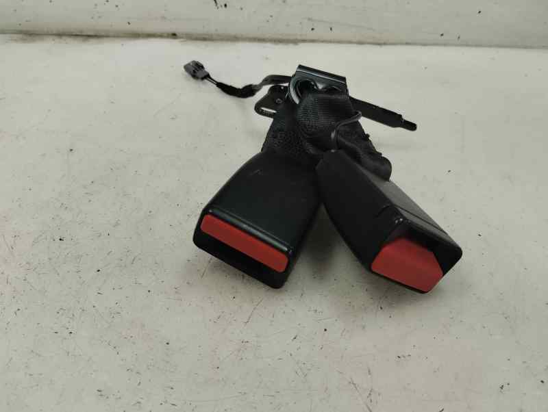 ANCLAJE CINTURON TRASERO DERECHO RENAULT CLIO 0.9 TSE MT 90CV