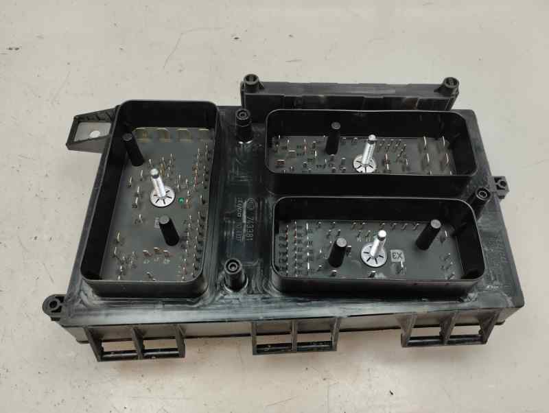 CAJA RELES FUSIBLES OPEL ASTRA 1.7 CDTI ECOFLEX MT 110CV
