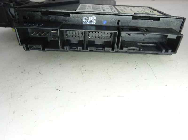 MOTOR ELEVALUNAS TRASERO DERECHO AUDI A4 1.9 TDI 5MT 130CV
