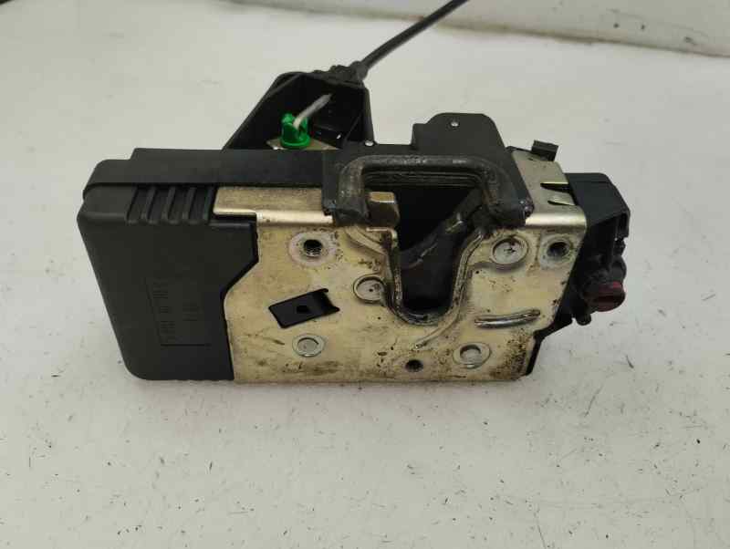 CERRADURA PUERTA TRASERA IZQUIERDA OPEL VECTRA 1996 1.7 TD MT 82CV