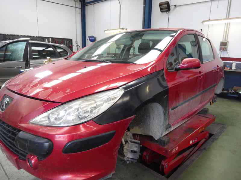 CAJA RELES FUSIBLES PEUGEOT 307 2006 1.6 HDI MT 90CV