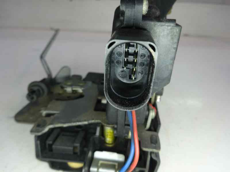 CERRADURA PUERTA DELANTERA DERECHA AUDI A4 2001 1.9 TDI 6MT 130CV