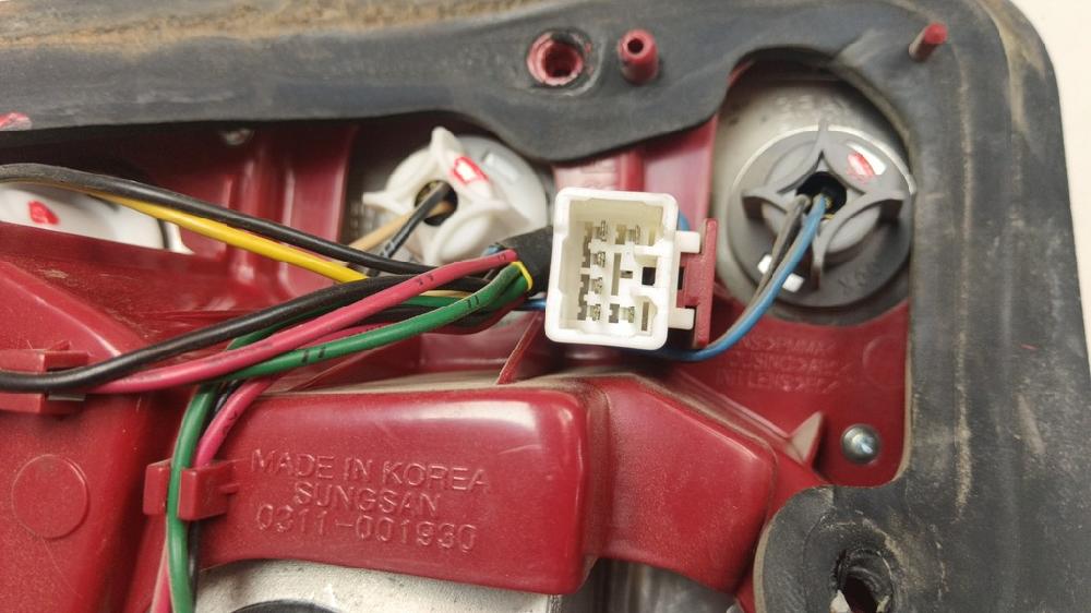 PILOTO TRASERO DERECHO DAEWOO NUBIRA 1.6 MT 109CV