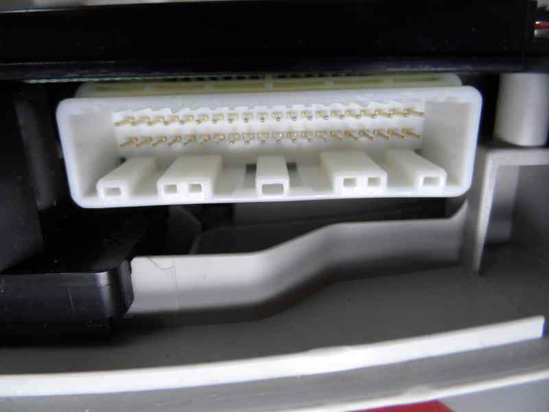 LUZ INTERIOR LEXUS IS 2.2 220D MT 177CV