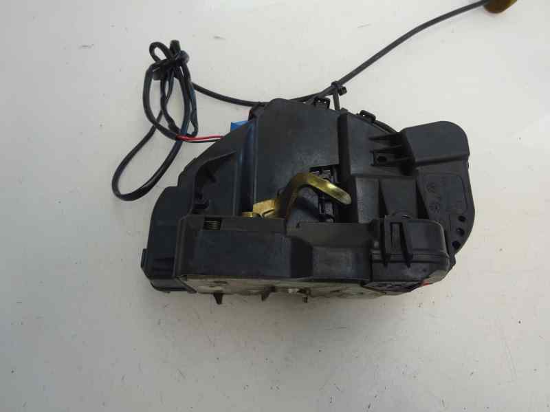 CERRADURA PUERTA TRASERA DERECHA MERCEDES BENZ CLASE C 2.2 AMT 115CV | 85KW