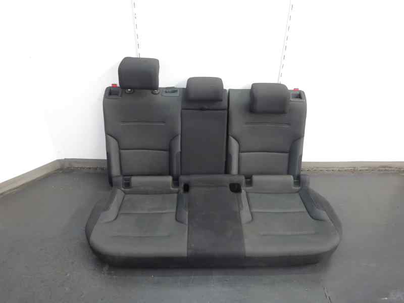 JUEGO ASIENTOS COMPLETO VOLKSWAGEN GOLF 1.4 TSI MT 125CV | 92KW