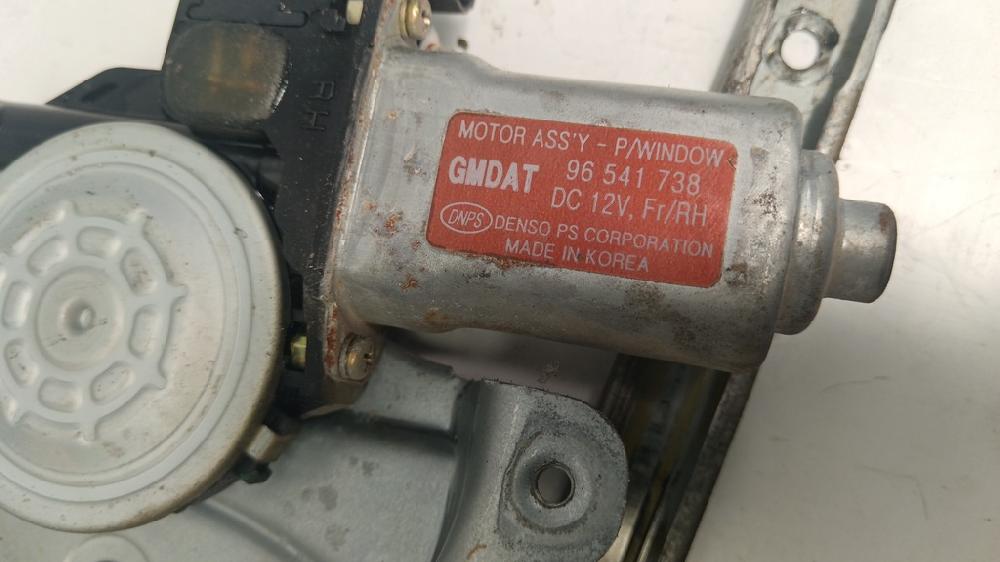 ELEVALUNAS DELANTERO DERECHO CHEVROLET KALOS 1.4 MT 82CV