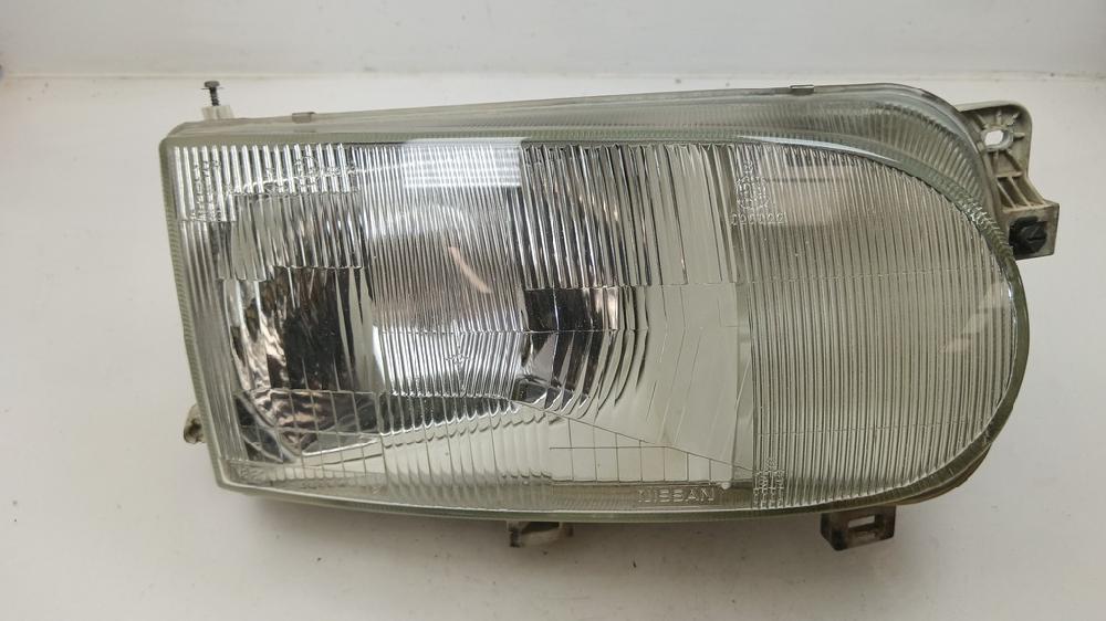 FARO DERECHO NISSAN VANETTE 2.3 D 75CV