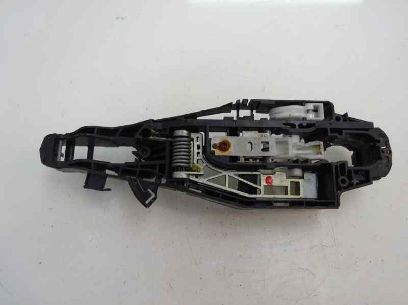 SOPORTE MANETA EXTERIOR DELANTERA DERECHA CITROEN C4 1.6 90CV HDI FAP
