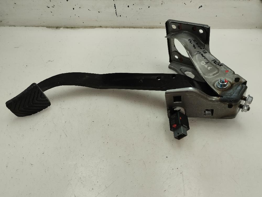PEDAL FRENO HYUNDAI IX20 1.4 MT BLUE 90CV