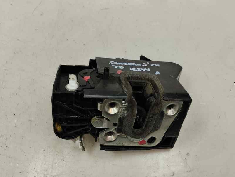 CERRADURA PUERTA TRASERA DERECHA DACIA SANDERO 1.0 MT 100CV | 74KW