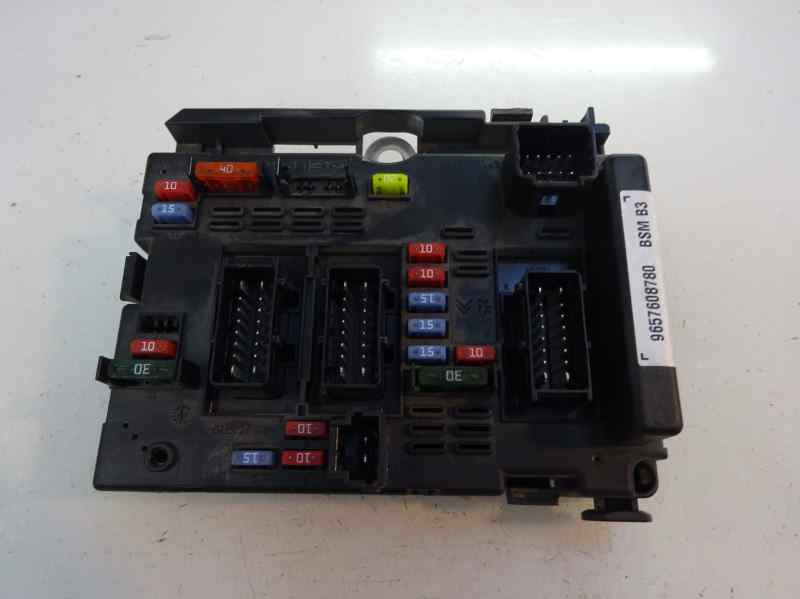 CAJA RELES FUSIBLES PEUGEOT 206 1.4 HDI MT 68CV