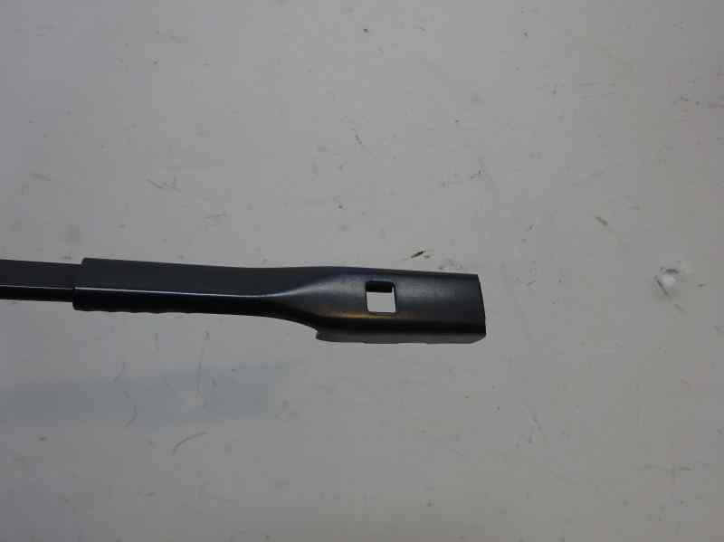 BRAZO LIMPIA DELANTERO IZQUIERDO AUDI A3 1.6 TDI MT 110CV
