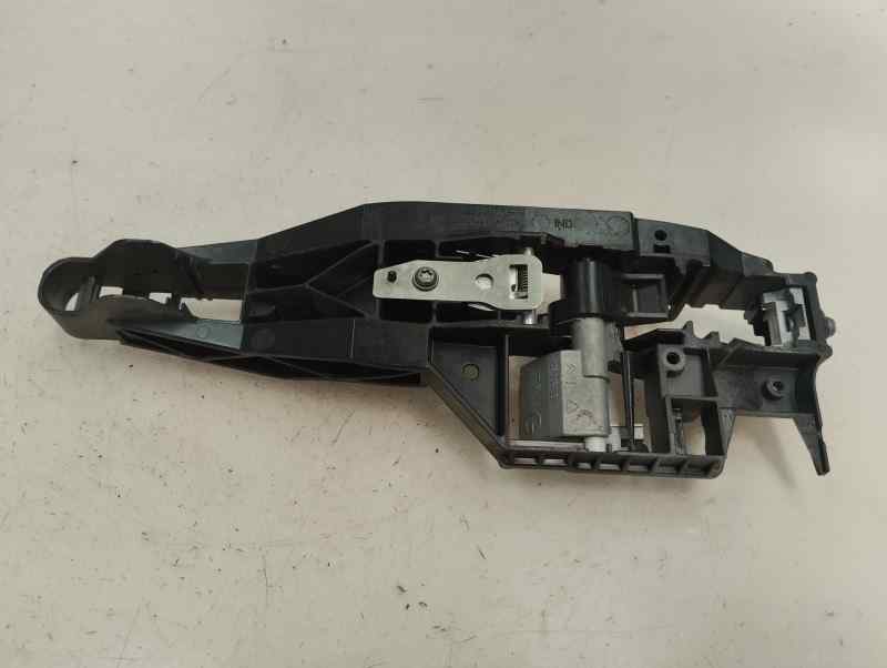 SOPORTE MANETA EXTERIOR PUERTA TRASERA IZQUIERDA PEUGEOT 2008 1.6 E-HDI FAP MT 92CV