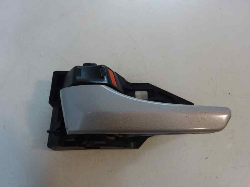 MANETA INTERIOR DELANTERA IZQUIERDA TOYOTA PRIUS 1.8CVT 99CV