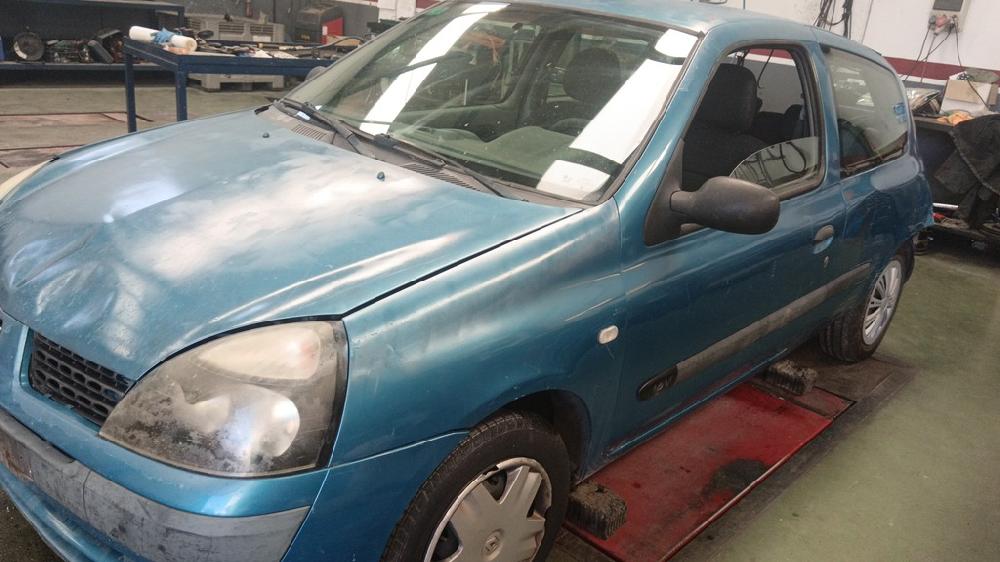 ANCLAJE CINTURON DELANTERO IZQUIERDO RENAULT CLIO 2003 1.2 MT 75CV