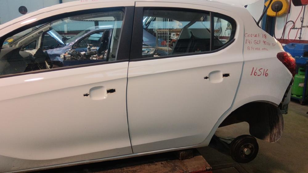 PUERTA TRASERA IZQUIERDA OPEL CORSA 1.4 ECOFLEX EASYTRONIC 90CV | 66KW