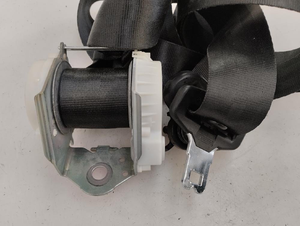 CINTURON SEGURIDAD TRASERO DERECHO FORD CMAX 1.6 TDCI DPF MT 95CV