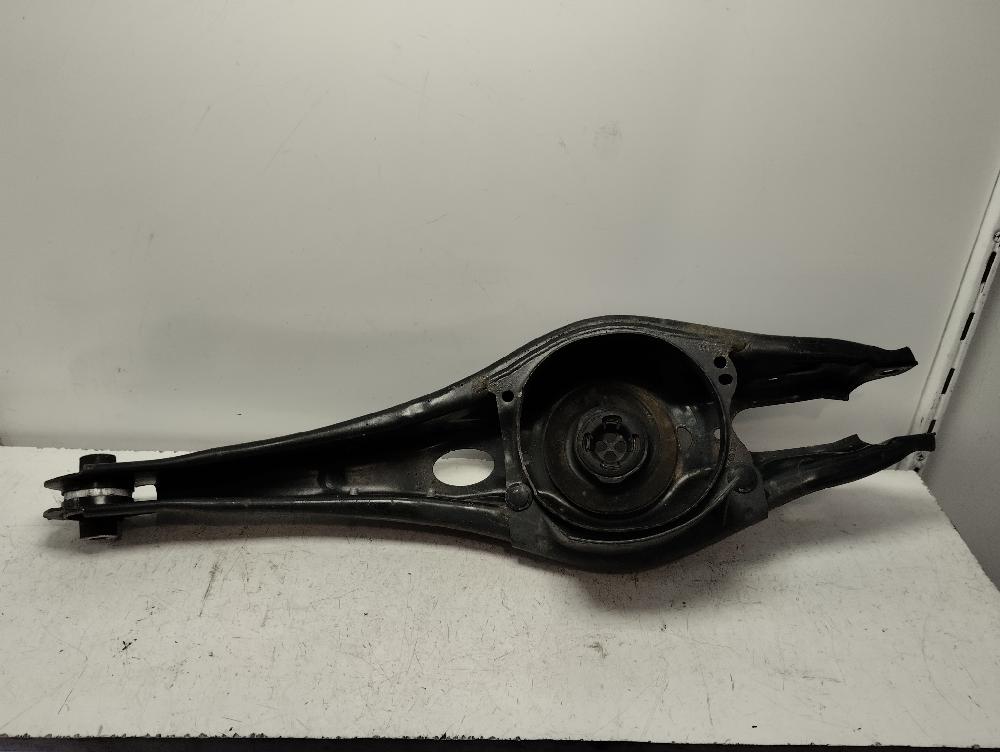 BRAZO SUSPENSION INFERIOR TRASERO IZQUIERDO AUDI A3 1.5 MT 150CV | 110KW