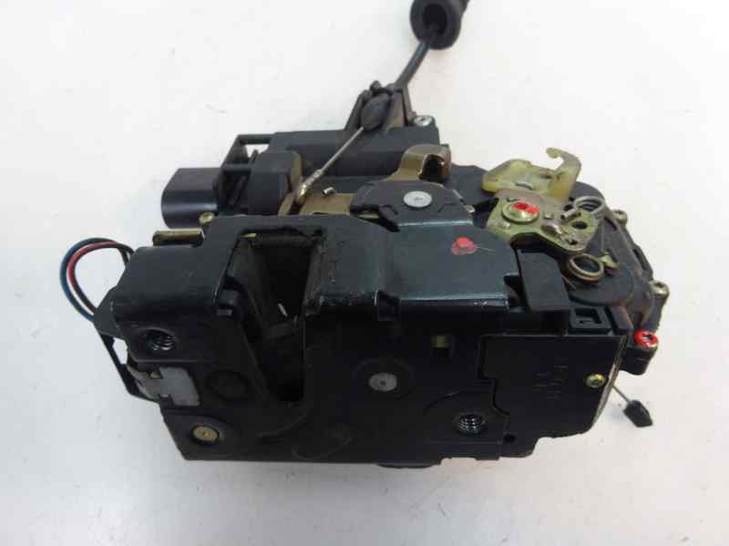 CERRADURA PUERTA DELANTERA DERECHA VOLKSWAGEN BORA 1.9 TDI 4MOTION MT 90CV | 67KW