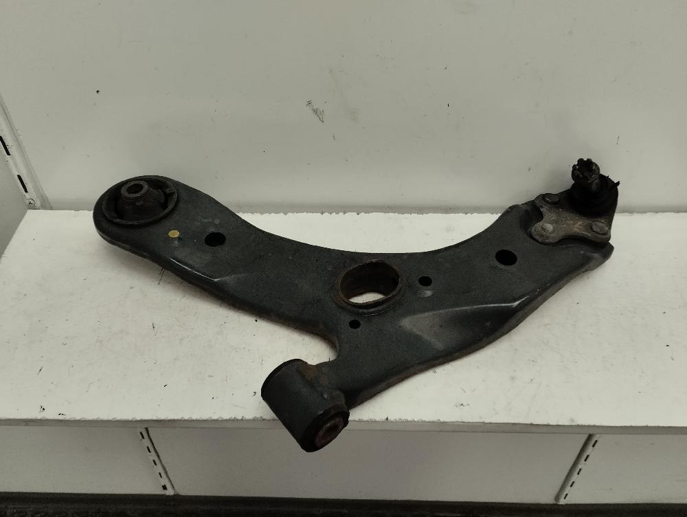BRAZO SUSPENSION INFERIOR DELANTERO IZQUIERDO TOYOTA VERSO 1.6 MT 133CV