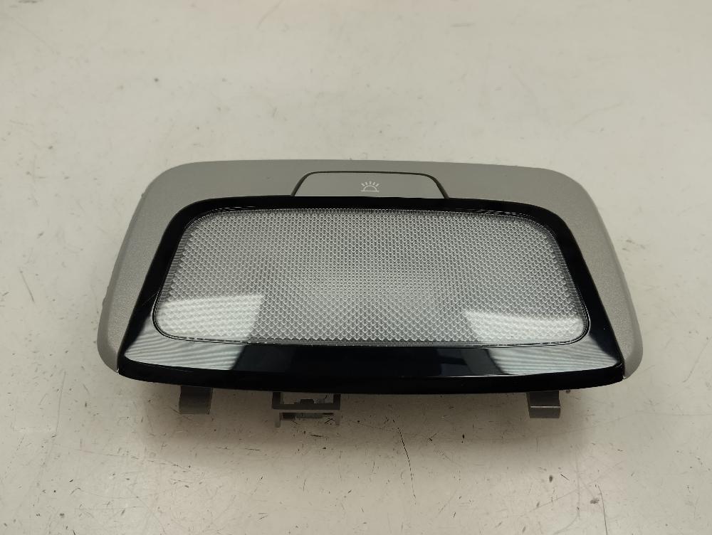 LUZ INTERIOR KIA SPORTAGE 2023 1.6 GDI MT 132CV