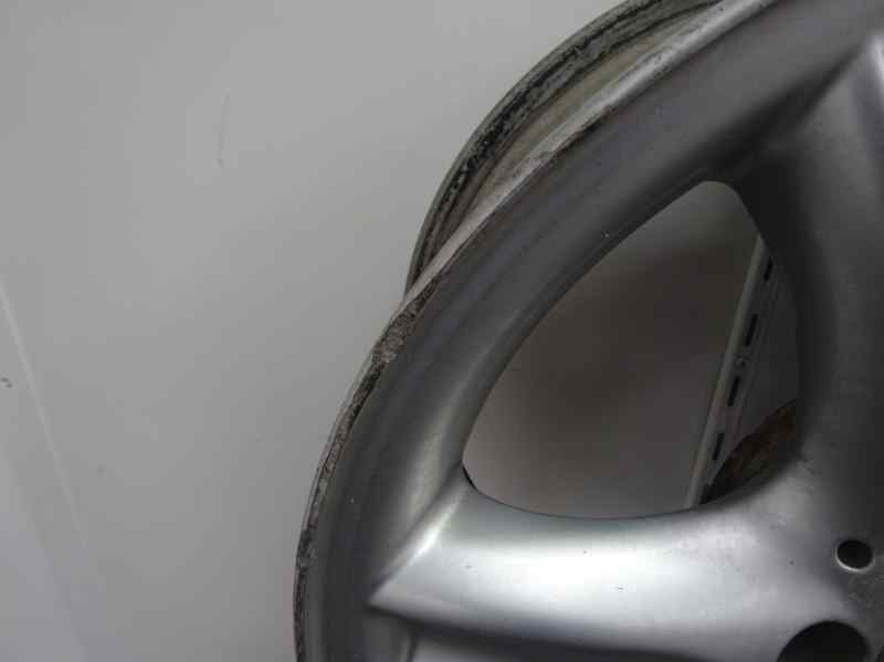 LLANTA MERCEDES BENZ CLASE C 2001 2.2 MT 143CV | 105KW