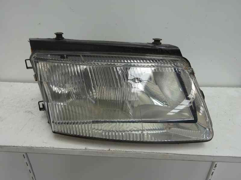 FARO DERECHO VOLKSWAGEN PASSAT 1.9 TDI MT 90CV | 66KW