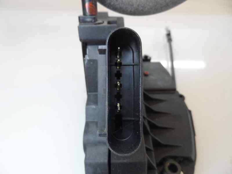 CERRADURA PUERTA TRASERA IZQUIERDA FORD FOCUS 1.6 TDCI MT 115CV