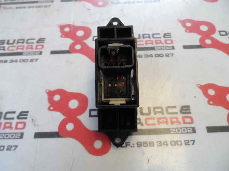 MANDO ELEVALUNAS TRASERO IZQUIERDO MITSUBISHI ASX 1.6 MT 2WD 117CV