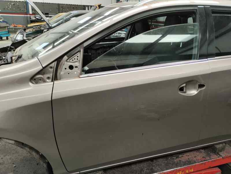 PUERTA DELANTERA IZQUIERDA TOYOTA AURIS 2.0 D-4D MT 124CV | 91KW