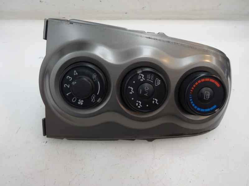 MANDO CALEFACCION AIRE ACONDICIONADO TOYOTA YARIS 1.0 MT 69CV