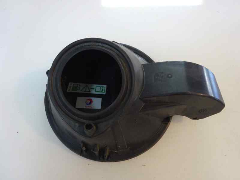 TAPA EXTERIOR COMBUSTIBLE PEUGEOT 2008 1.2 VTI MT 82CV
