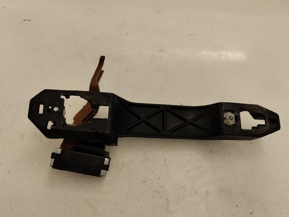 SOPORTE MANETA EXTERIOR PUERTA TRASERA IZQUIERDA TOYOTA AURIS 1.4 MT 97CV | 71KW
